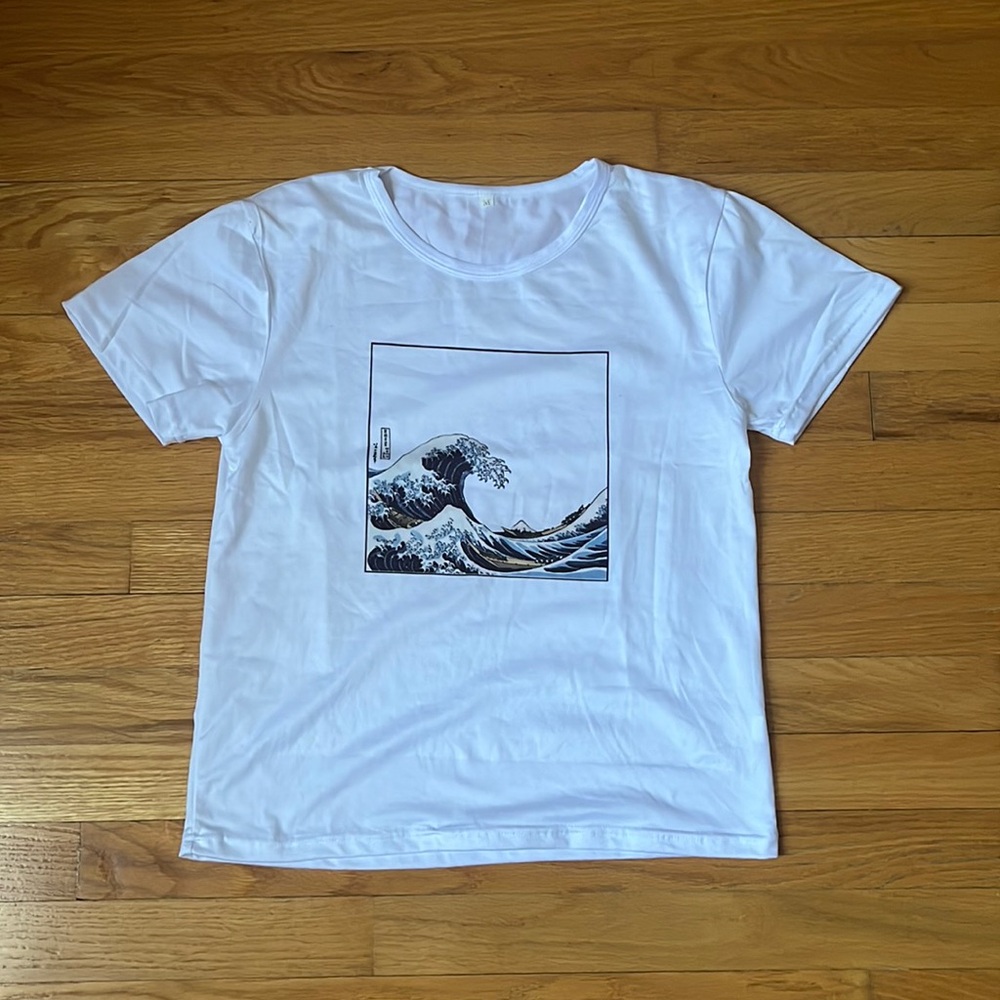 Japanese Wave Crop Top